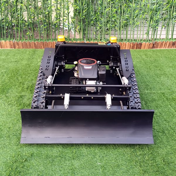 Crawler Remote Controlled  Brush Mower (VTLM800 with snow blade) - Image 5